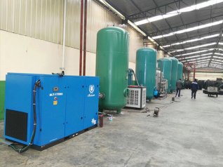 东西湖通用储气罐-赛轮金宇轮胎使用现场